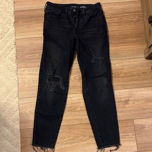 Old Navy Women's Black Distressed Jeans